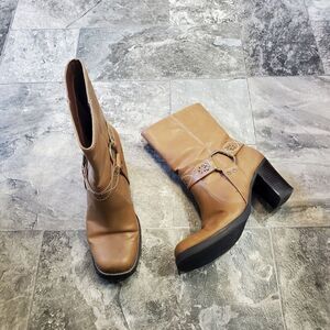 Vintage 90s y2k Bratz Camel Tan Faux Vegan Leather Chunky Heel Square Toe Boots